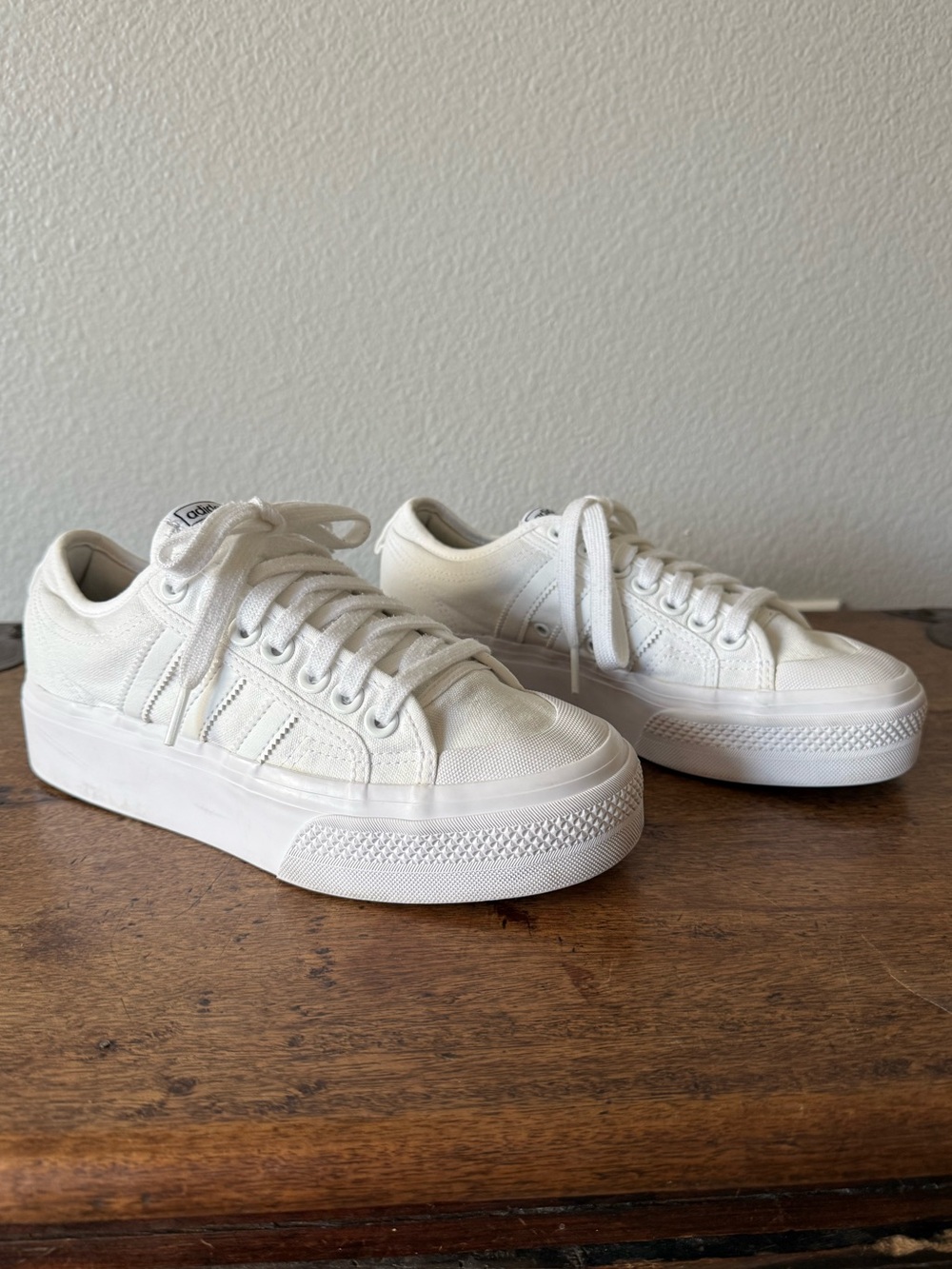 Adidas Nizza platform sneakers white sz 8